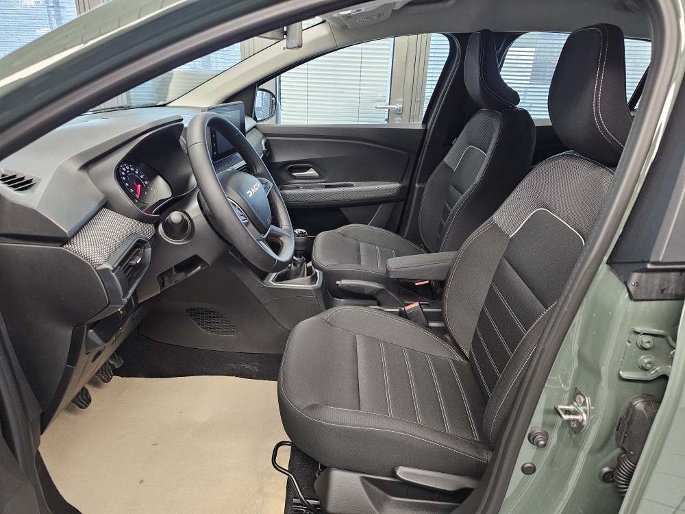 Dacia Sandero  bei Hoffmann Automobile in Wolfsburg kaufen und sofort mitnehmen - Bild 12