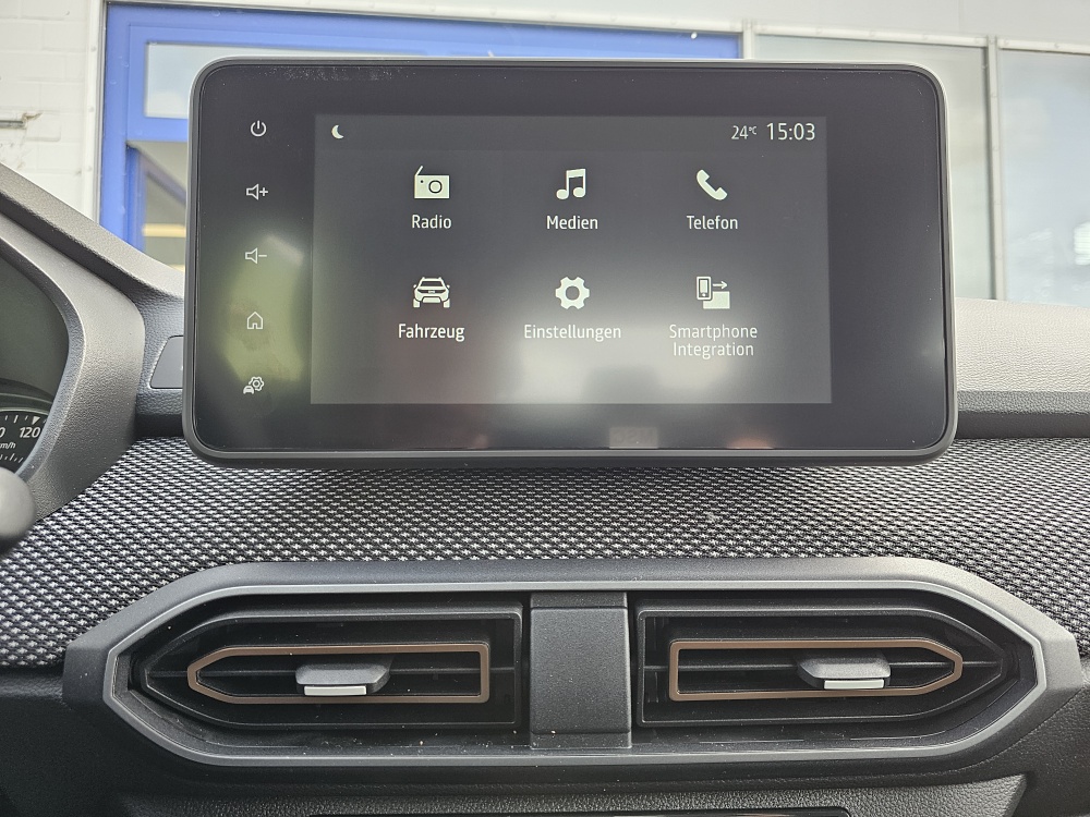 Dacia Sandero  bei Hoffmann Automobile in Wolfsburg kaufen und sofort mitnehmen - Bild 19