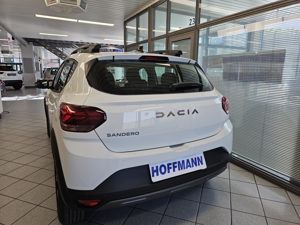 Dacia Sandero  bei Hoffmann Automobile in Wolfsburg kaufen und sofort mitnehmen - Bild 3