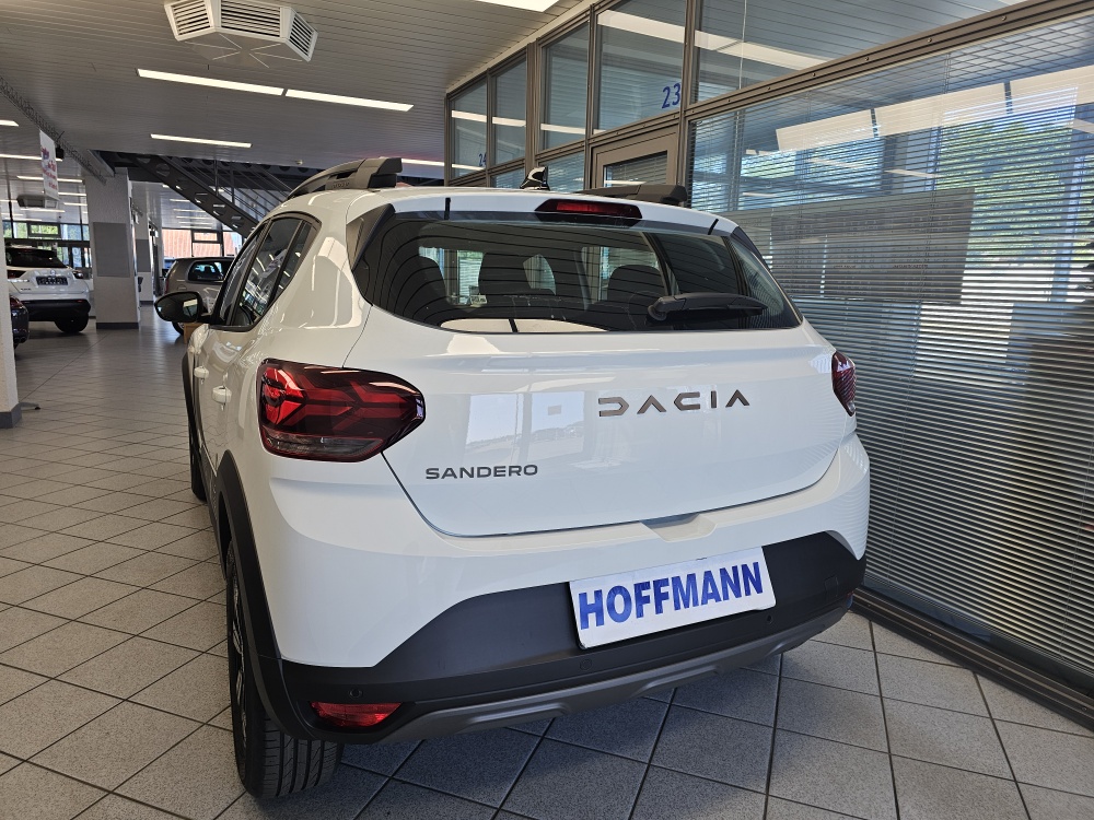 Dacia Sandero  bei Hoffmann Automobile in Wolfsburg kaufen und sofort mitnehmen - Bild 4