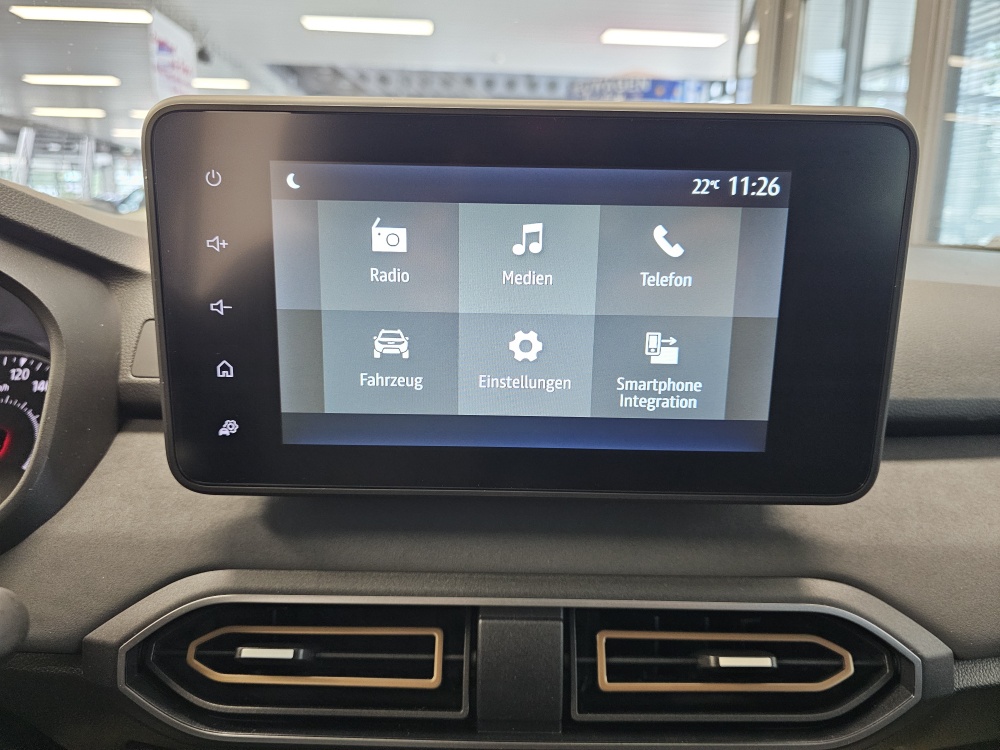 Dacia Sandero  bei Hoffmann Automobile in Wolfsburg kaufen und sofort mitnehmen - Bild 8