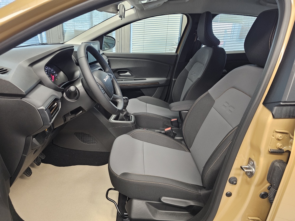 Dacia Sandero  bei Hoffmann Automobile in Wolfsburg kaufen und sofort mitnehmen - Bild 13