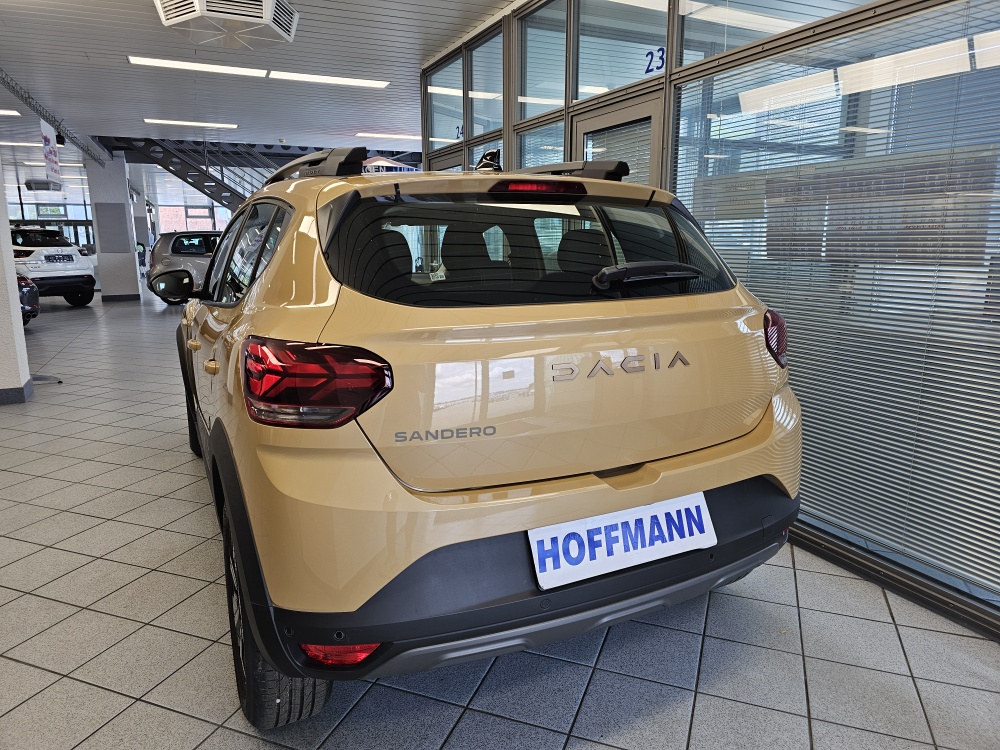 Dacia Sandero  bei Hoffmann Automobile in Wolfsburg kaufen und sofort mitnehmen - Bild 3