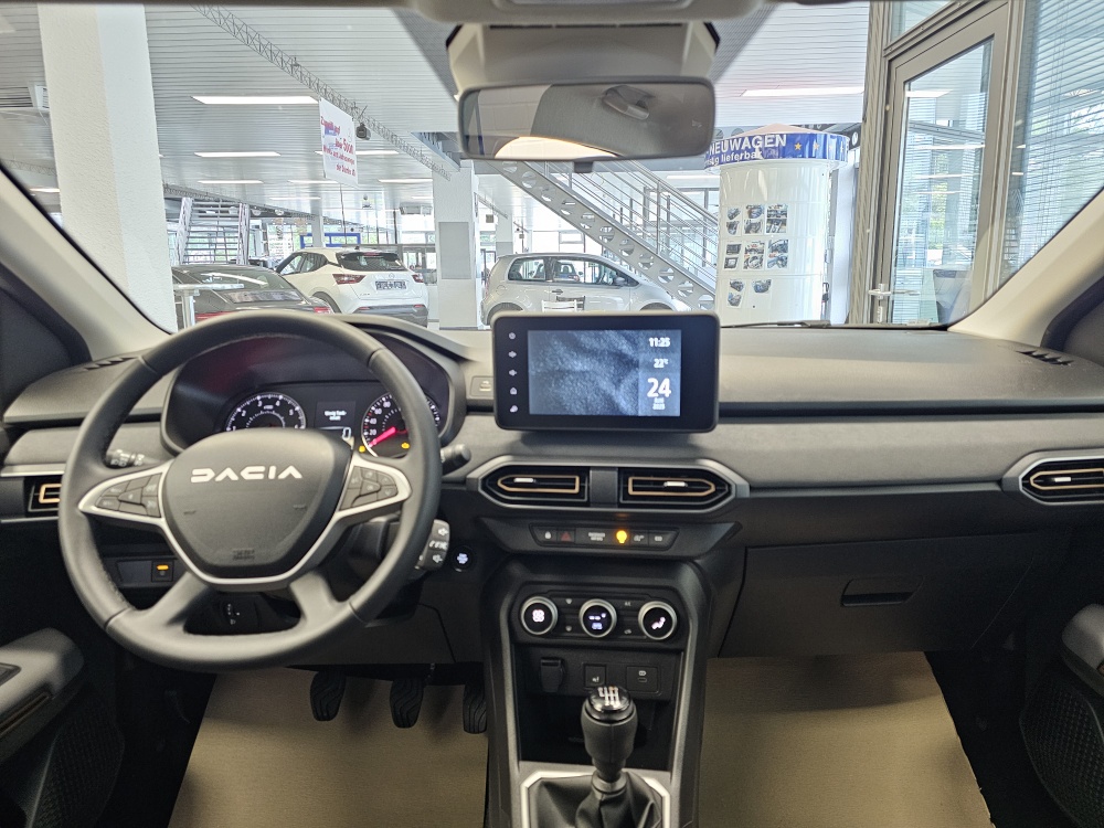 Dacia Sandero  bei Hoffmann Automobile in Wolfsburg kaufen und sofort mitnehmen - Bild 5
