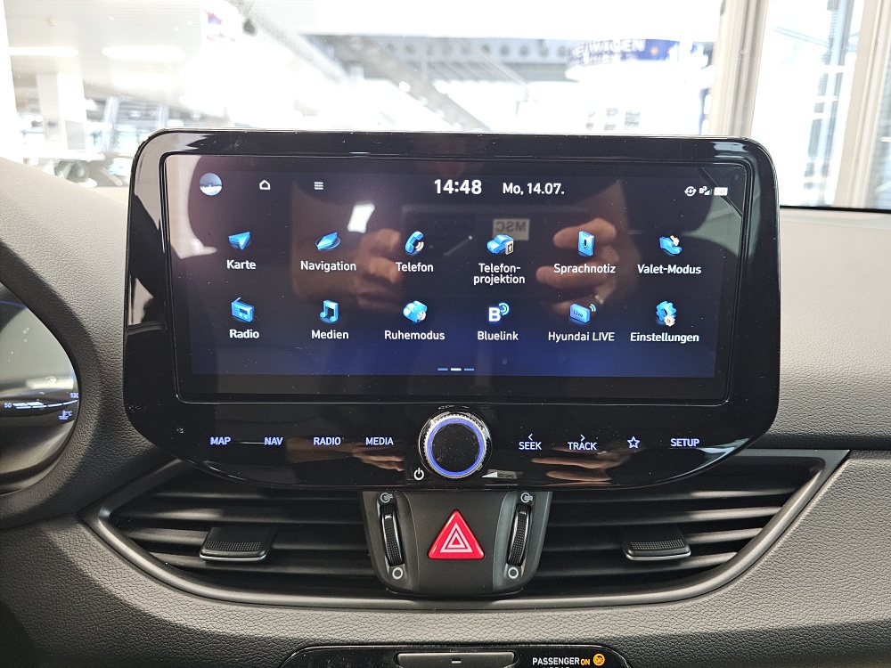 Hyundai i30 Kombi  bei Hoffmann Automobile in Wolfsburg kaufen und sofort mitnehmen - Bild 12