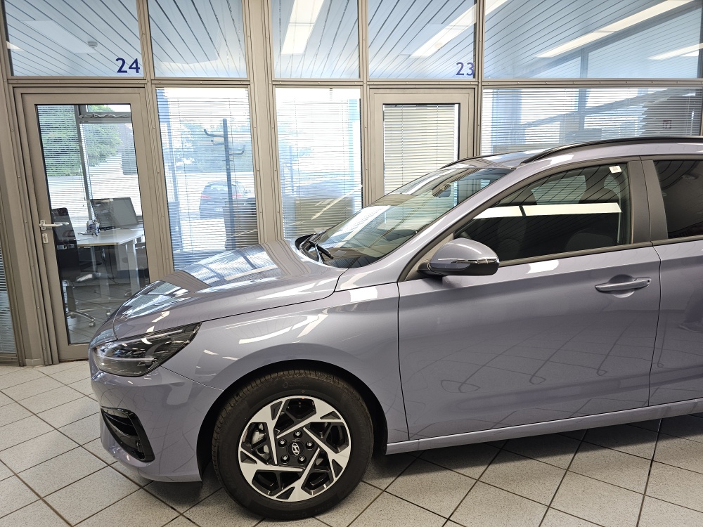 Hyundai i30 Kombi  bei Hoffmann Automobile in Wolfsburg kaufen und sofort mitnehmen - Bild 21