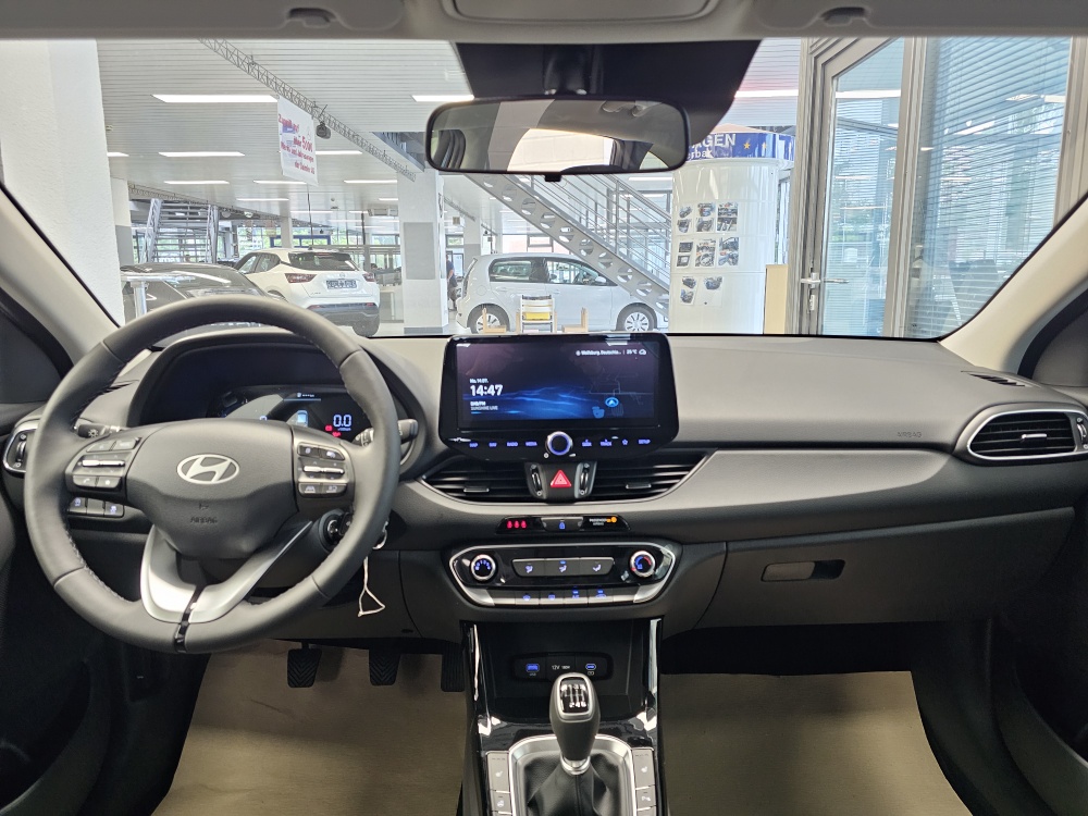 Hyundai i30 Kombi  bei Hoffmann Automobile in Wolfsburg kaufen und sofort mitnehmen - Bild 6