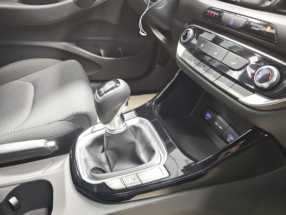 Hyundai i30 Kombi  bei Hoffmann Automobile in Wolfsburg kaufen und sofort mitnehmen - Bild 8