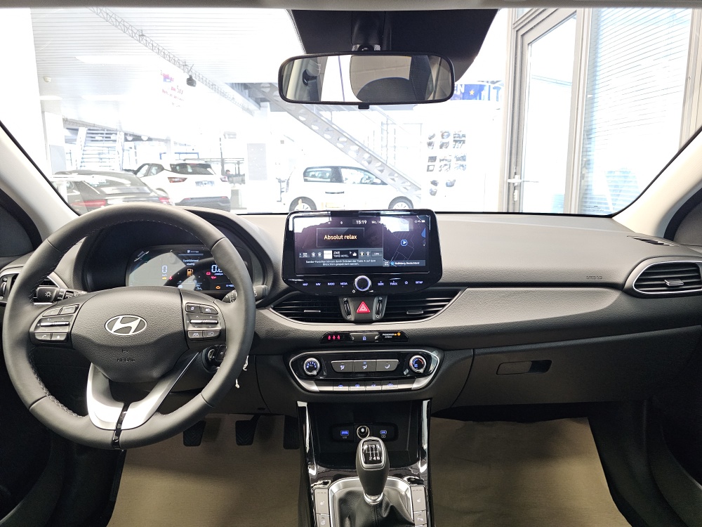 Hyundai i30 Kombi  bei Hoffmann Automobile in Wolfsburg kaufen und sofort mitnehmen - Bild 5
