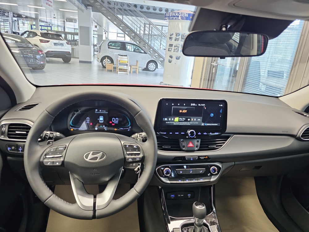 Hyundai i30 Kombi  bei Hoffmann Automobile in Wolfsburg kaufen und sofort mitnehmen - Bild 15