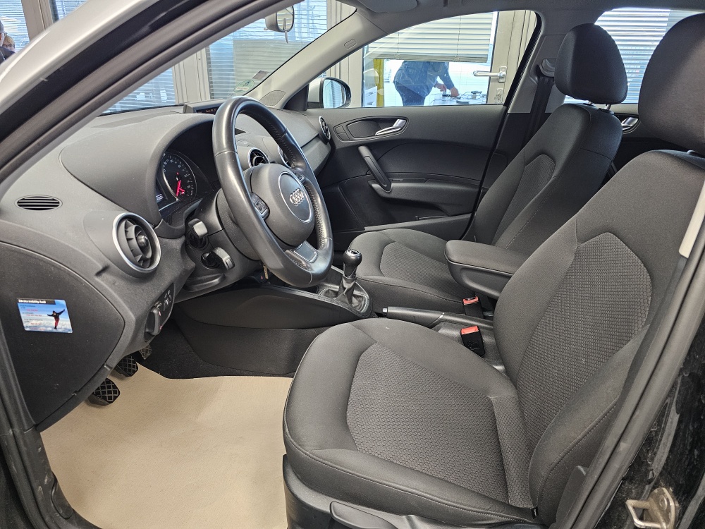 Audi A1 Sportback  bei Hoffmann Automobile in Wolfsburg kaufen und sofort mitnehmen - Bild 12