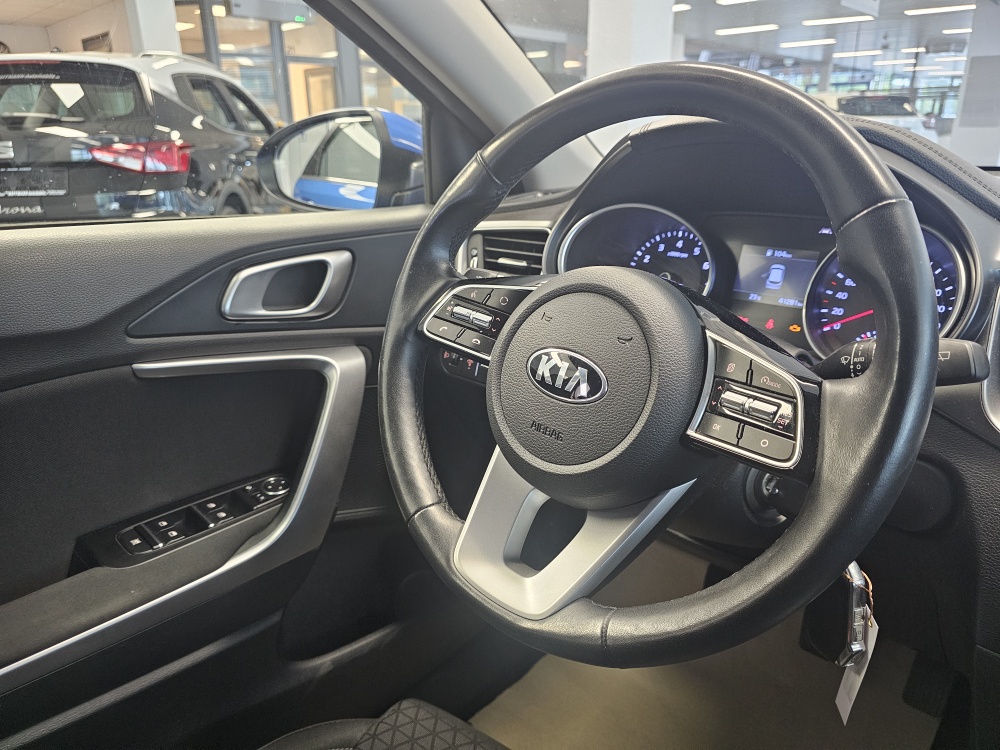 Kia Ceed  bei Hoffmann Automobile in Wolfsburg kaufen und sofort mitnehmen - Bild 12