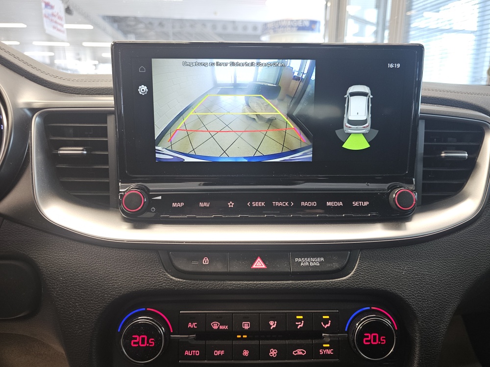 Kia Ceed  bei Hoffmann Automobile in Wolfsburg kaufen und sofort mitnehmen - Bild 21