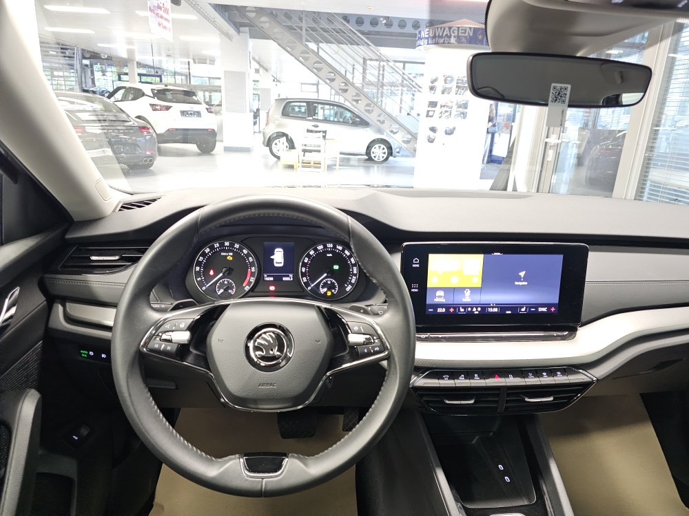 Skoda Octavia Combi  bei Hoffmann Automobile in Wolfsburg kaufen und sofort mitnehmen - Bild 16