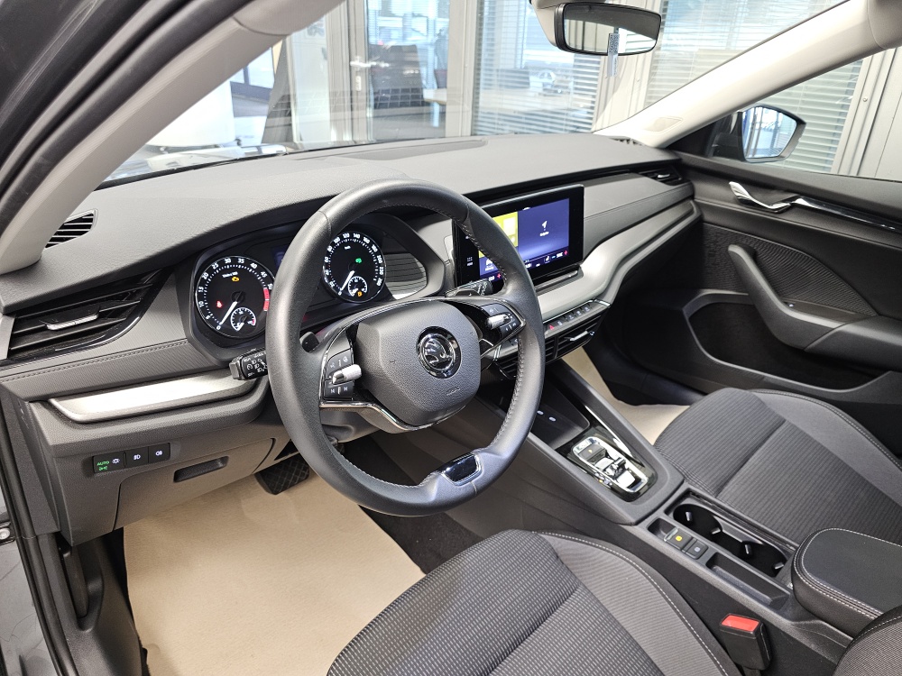 Skoda Octavia Combi  bei Hoffmann Automobile in Wolfsburg kaufen und sofort mitnehmen - Bild 17