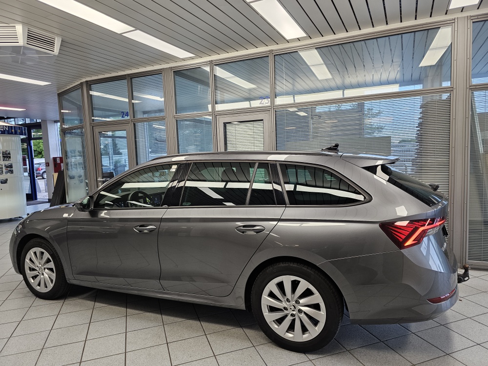 Skoda Octavia Combi  bei Hoffmann Automobile in Wolfsburg kaufen und sofort mitnehmen - Bild 20