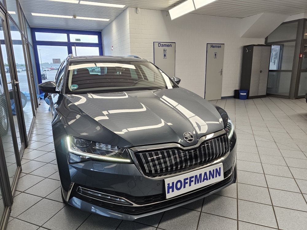 Skoda Superb  bei Hoffmann Automobile in Wolfsburg kaufen und sofort mitnehmen - Bild 25