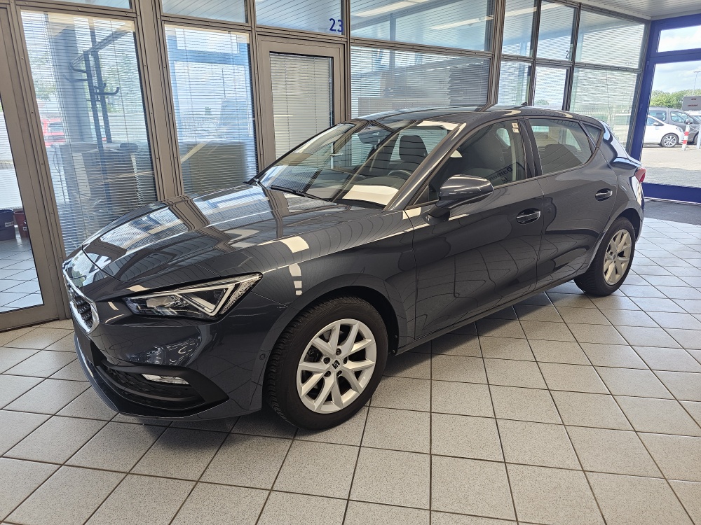 Seat Leon Style für nur 19.600,- € bei Hoffmann Automobile in Wolfsburg kaufen und sofort mitnehmen