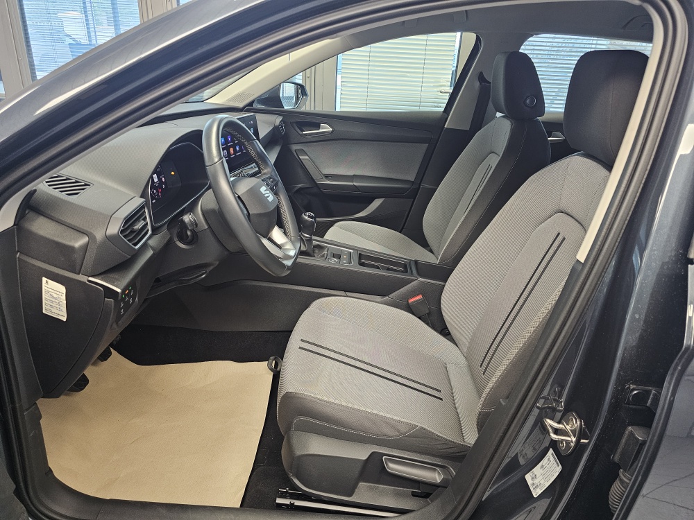 Seat Leon  bei Hoffmann Automobile in Wolfsburg kaufen und sofort mitnehmen - Bild 14