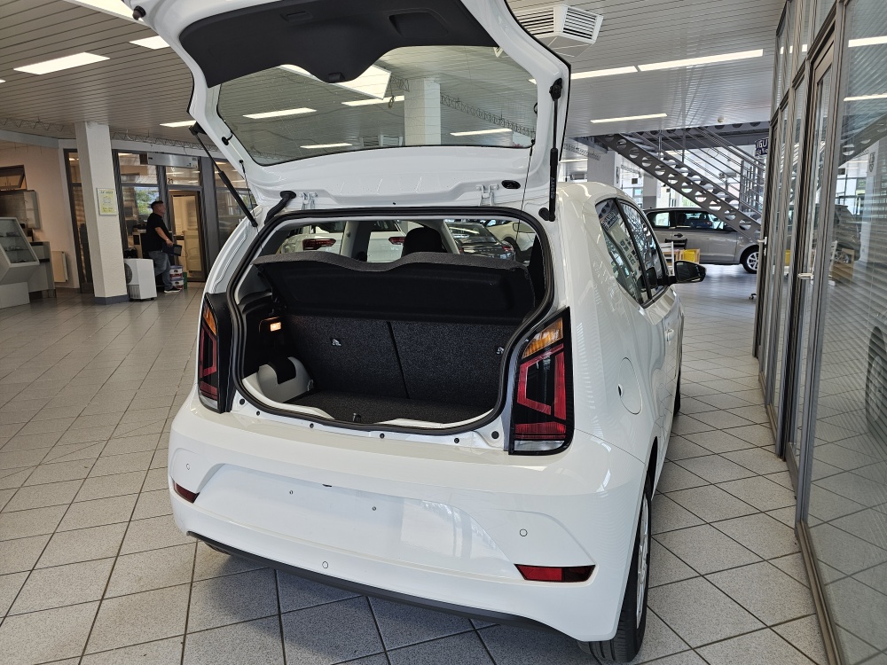 VW up!  bei Hoffmann Automobile in Wolfsburg kaufen und sofort mitnehmen - Bild 2