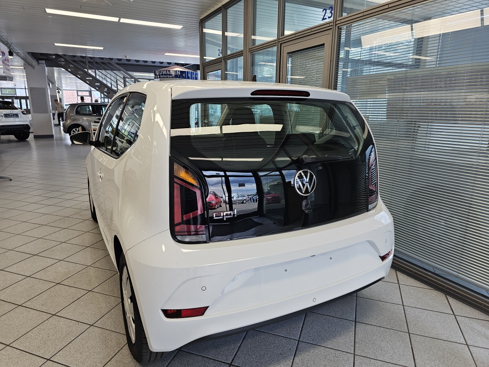 VW up!  bei Hoffmann Automobile in Wolfsburg kaufen und sofort mitnehmen - Bild 3