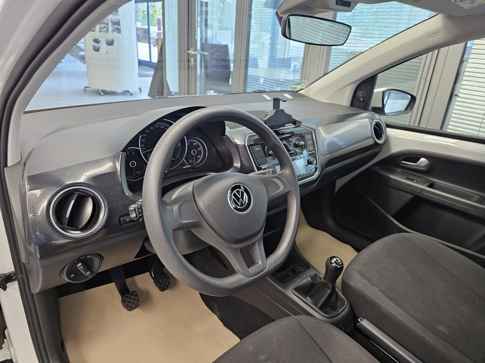 VW up!  bei Hoffmann Automobile in Wolfsburg kaufen und sofort mitnehmen - Bild 9