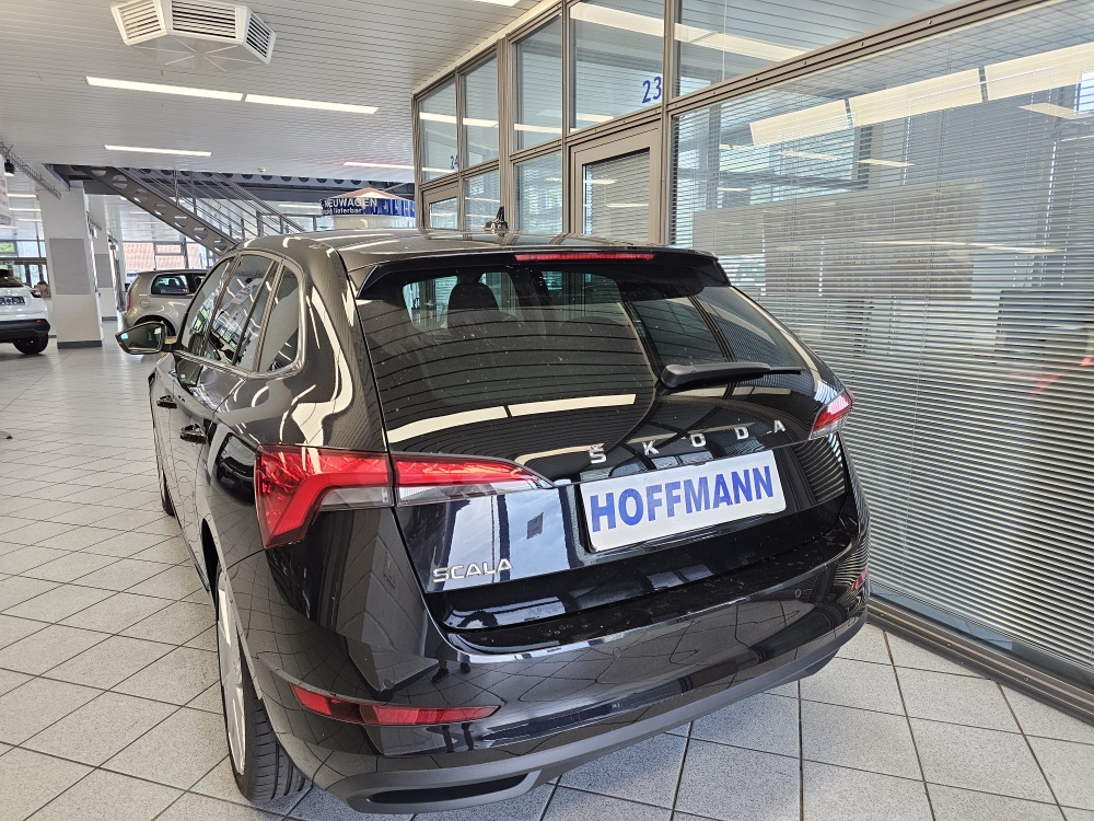 Skoda Scala  bei Hoffmann Automobile in Wolfsburg kaufen und sofort mitnehmen - Bild 4