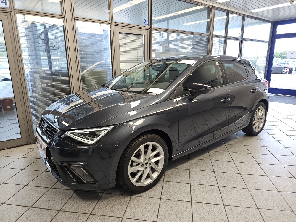 Seat Ibiza FR für nur 22.250,- € bei Hoffmann Automobile in Wolfsburg kaufen und sofort mitnehmen