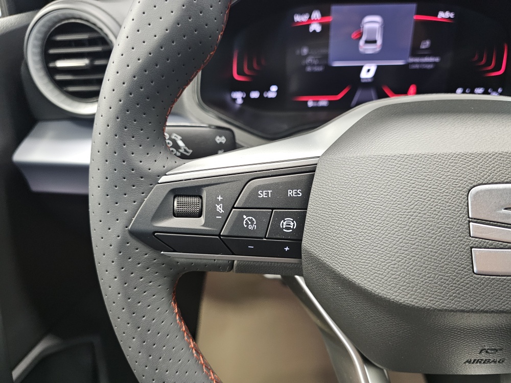 Seat Ibiza  bei Hoffmann Automobile in Wolfsburg kaufen und sofort mitnehmen - Bild 14