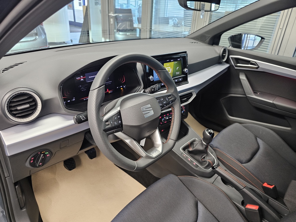 Seat Ibiza  bei Hoffmann Automobile in Wolfsburg kaufen und sofort mitnehmen - Bild 17