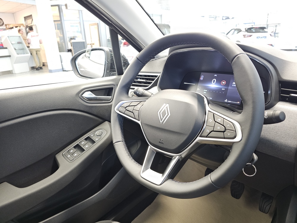 Renault Clio  bei Hoffmann Automobile in Wolfsburg kaufen und sofort mitnehmen - Bild 11