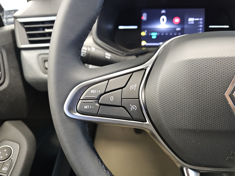 Renault Clio  bei Hoffmann Automobile in Wolfsburg kaufen und sofort mitnehmen - Bild 12