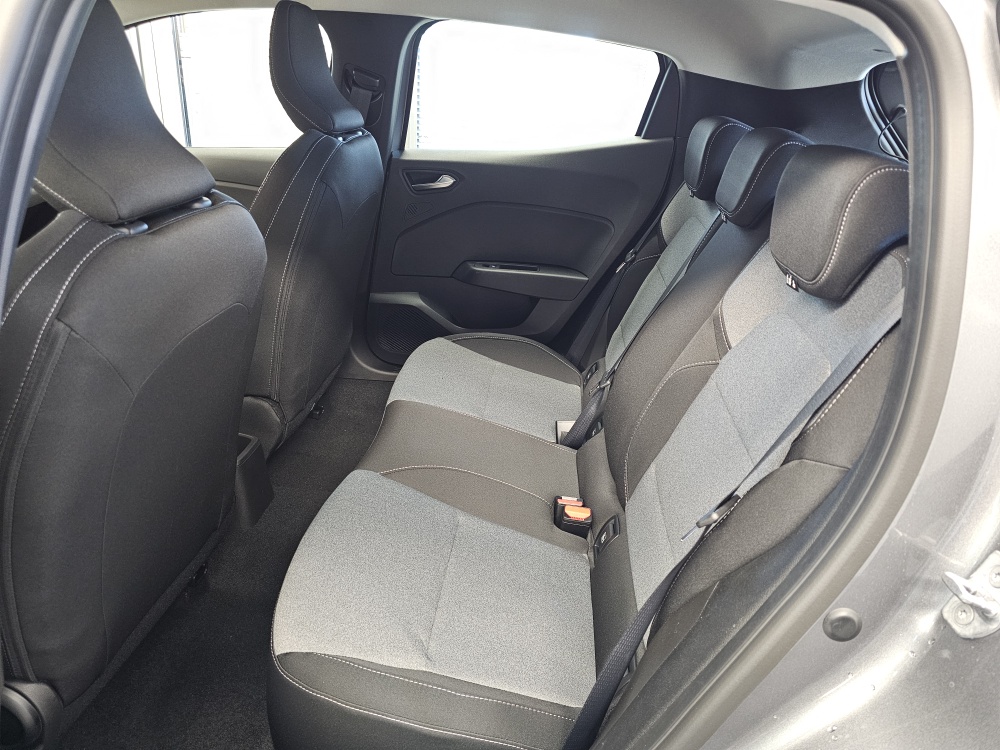 Renault Clio  bei Hoffmann Automobile in Wolfsburg kaufen und sofort mitnehmen - Bild 4