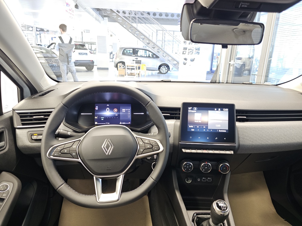 Renault Clio  bei Hoffmann Automobile in Wolfsburg kaufen und sofort mitnehmen - Bild 14