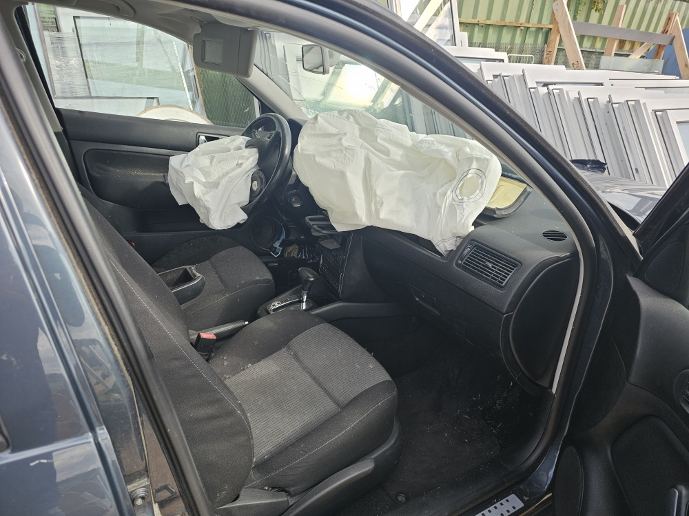 VW Golf  bei Hoffmann Automobile in Wolfsburg kaufen und sofort mitnehmen - Bild 5