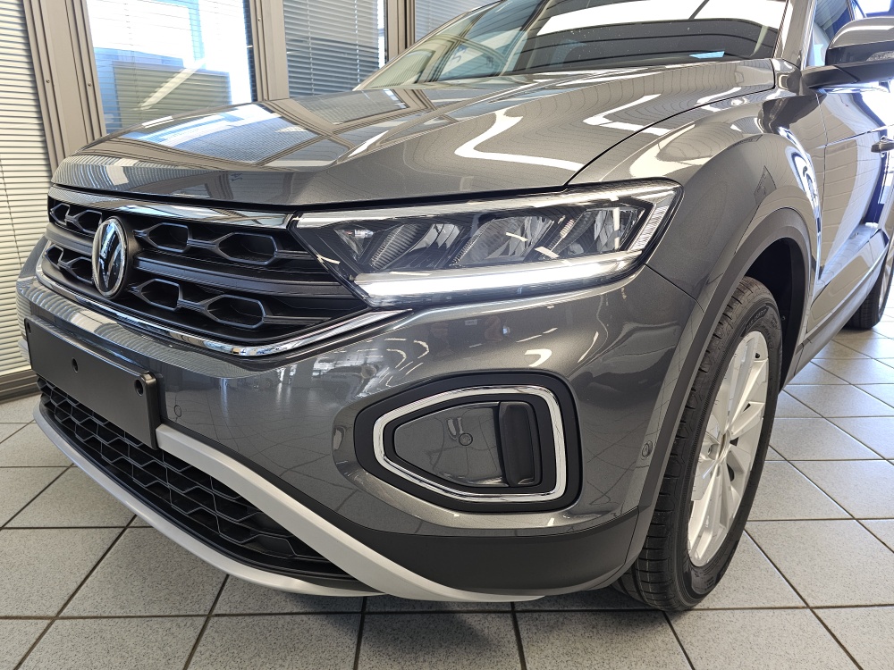 VW T-Roc  bei Hoffmann Automobile in Wolfsburg kaufen und sofort mitnehmen - Bild 23