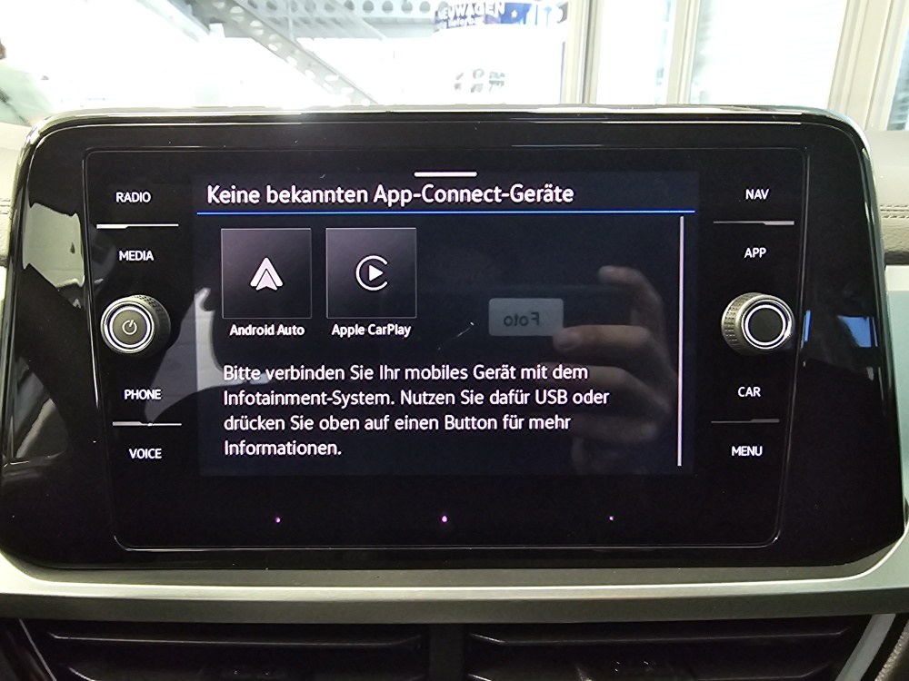 VW T-Roc bei Hoffmann Automobile in Wolfsburg kaufen und sofort mitnehmen - Bild 13