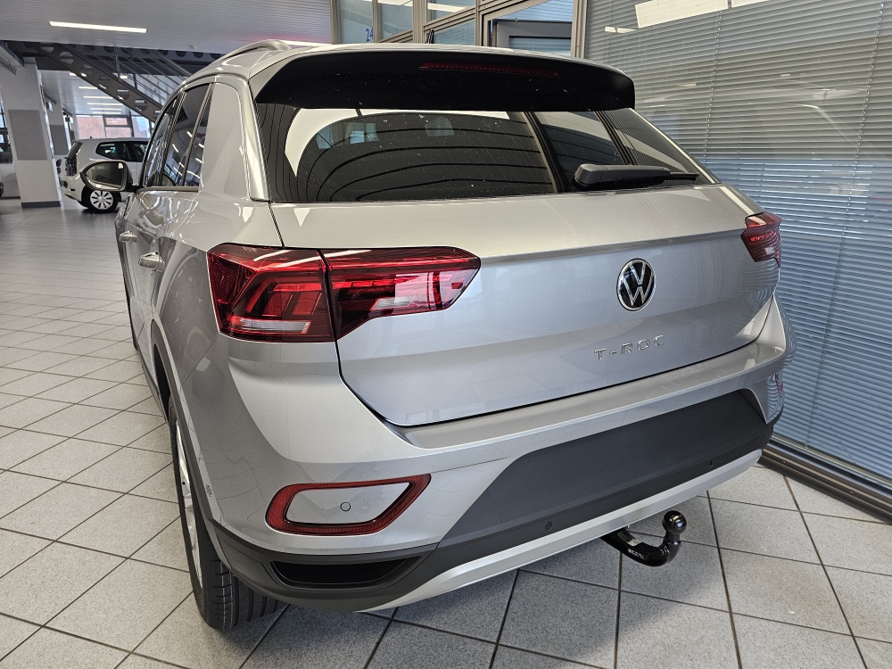 VW T-Roc  bei Hoffmann Automobile in Wolfsburg kaufen und sofort mitnehmen - Bild 2