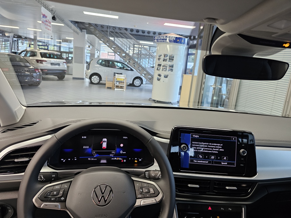VW T-Roc  bei Hoffmann Automobile in Wolfsburg kaufen und sofort mitnehmen - Bild 8