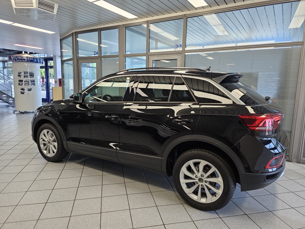 VW T-Roc  bei Hoffmann Automobile in Wolfsburg kaufen und sofort mitnehmen - Bild 21