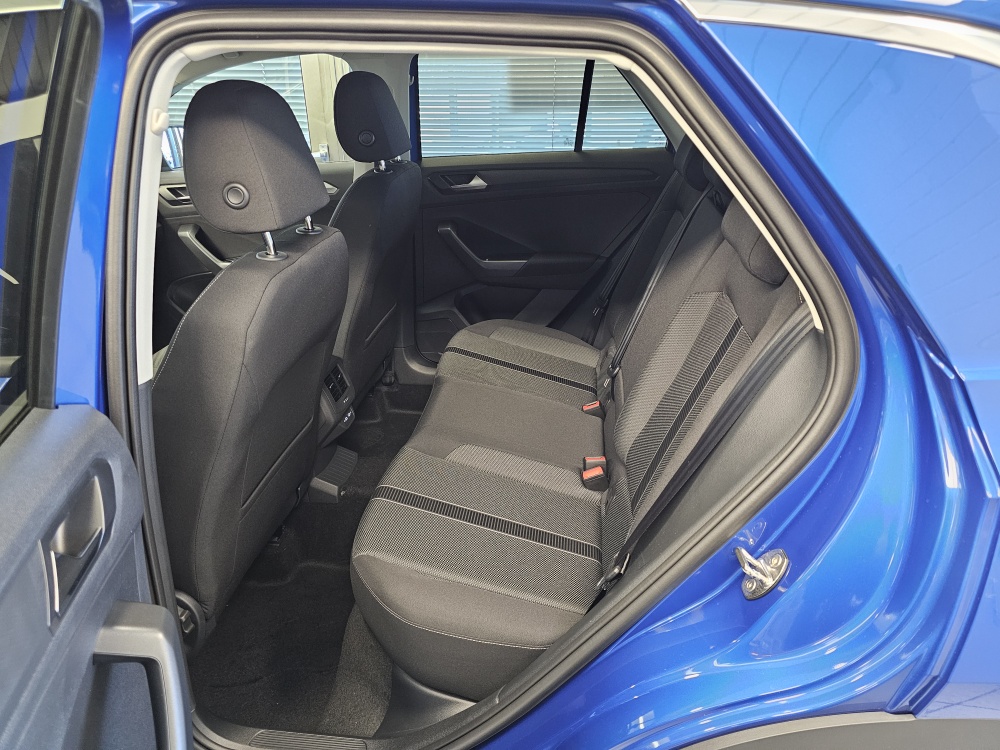 VW T-Roc  bei Hoffmann Automobile in Wolfsburg kaufen und sofort mitnehmen - Bild 4