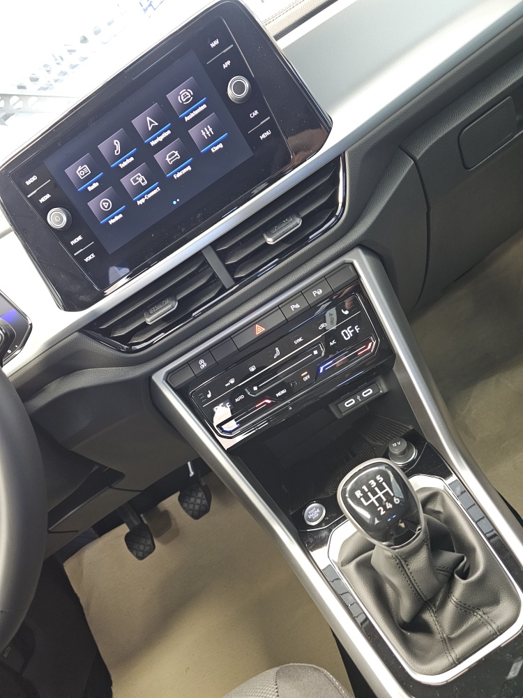 VW T-Roc  bei Hoffmann Automobile in Wolfsburg kaufen und sofort mitnehmen - Bild 7