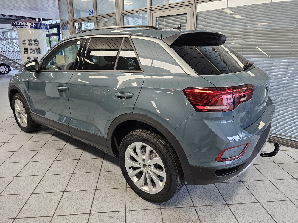 VW T-Roc  bei Hoffmann Automobile in Wolfsburg kaufen und sofort mitnehmen - Bild 12