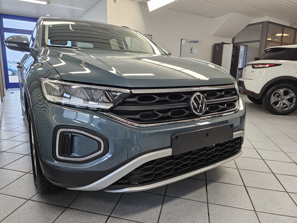 VW T-Roc  bei Hoffmann Automobile in Wolfsburg kaufen und sofort mitnehmen - Bild 13