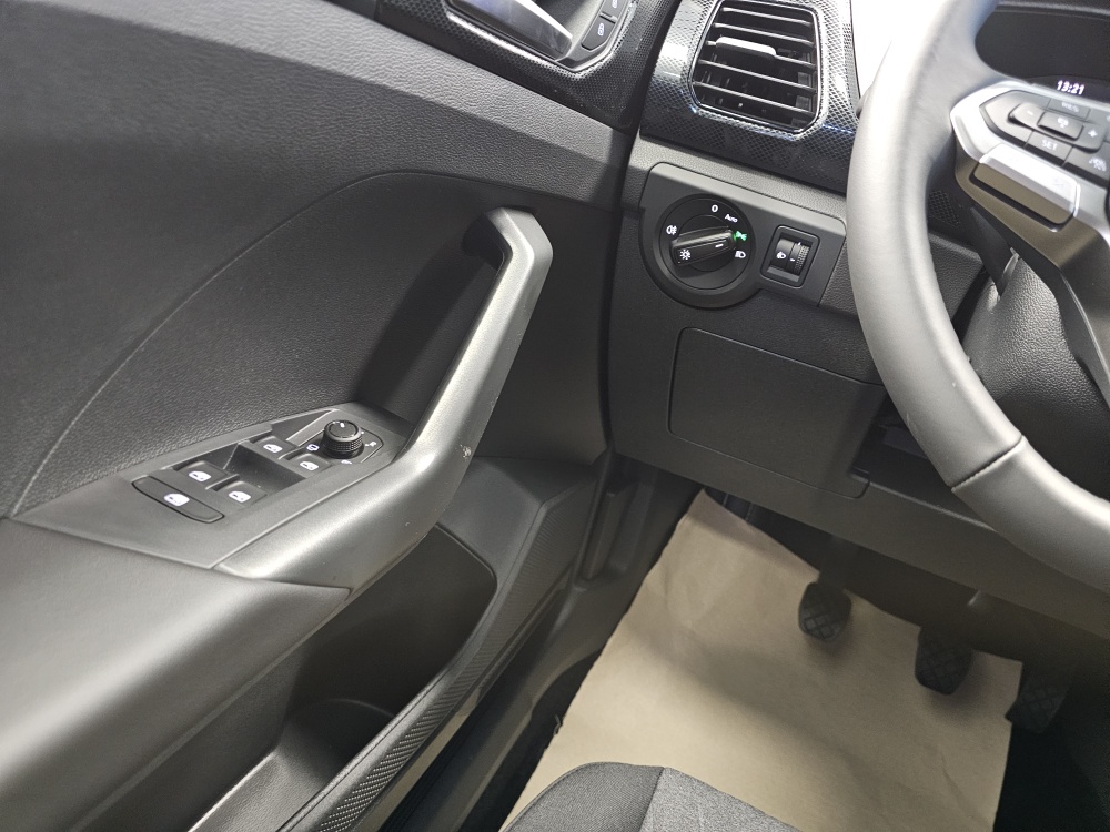 VW T-Cross  bei Hoffmann Automobile in Wolfsburg kaufen und sofort mitnehmen - Bild 16