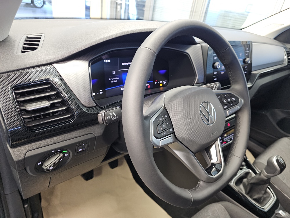 VW T-Cross  bei Hoffmann Automobile in Wolfsburg kaufen und sofort mitnehmen - Bild 18
