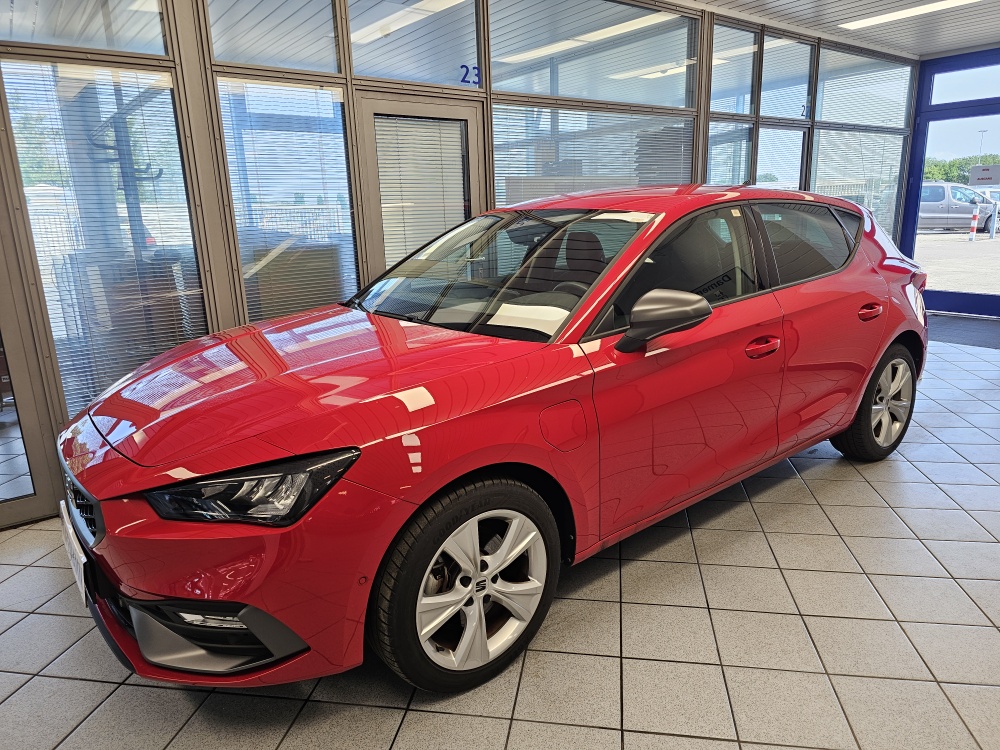Seat Leon FR für nur 22.900,- € bei Hoffmann Automobile in Wolfsburg kaufen und sofort mitnehmen