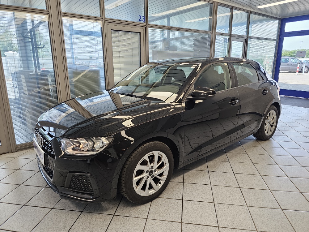 Audi A1 Sportback  für nur 21.300,- € bei Hoffmann Automobile in Wolfsburg kaufen und sofort mitnehmen