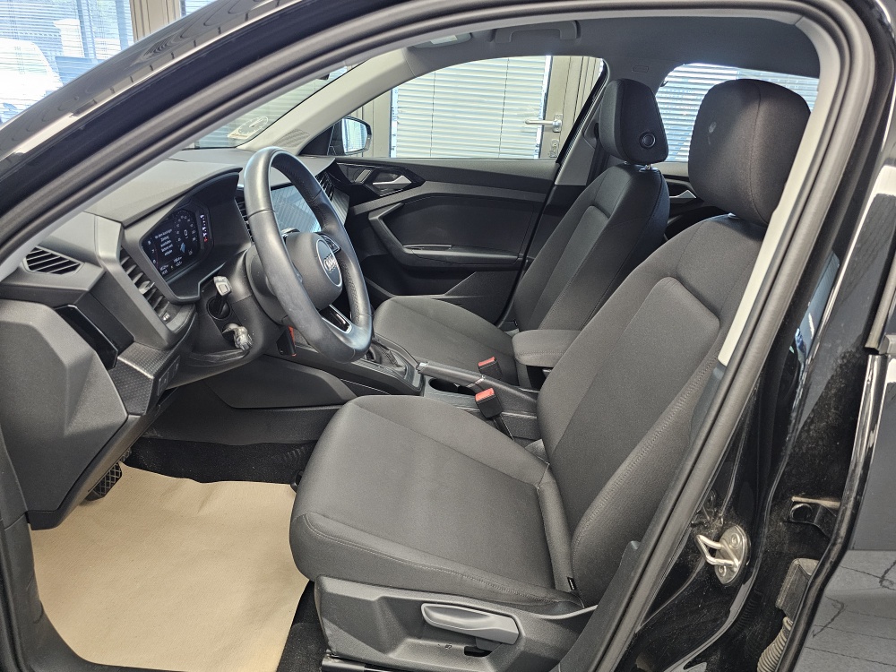 Audi A1 Sportback  bei Hoffmann Automobile in Wolfsburg kaufen und sofort mitnehmen - Bild 15