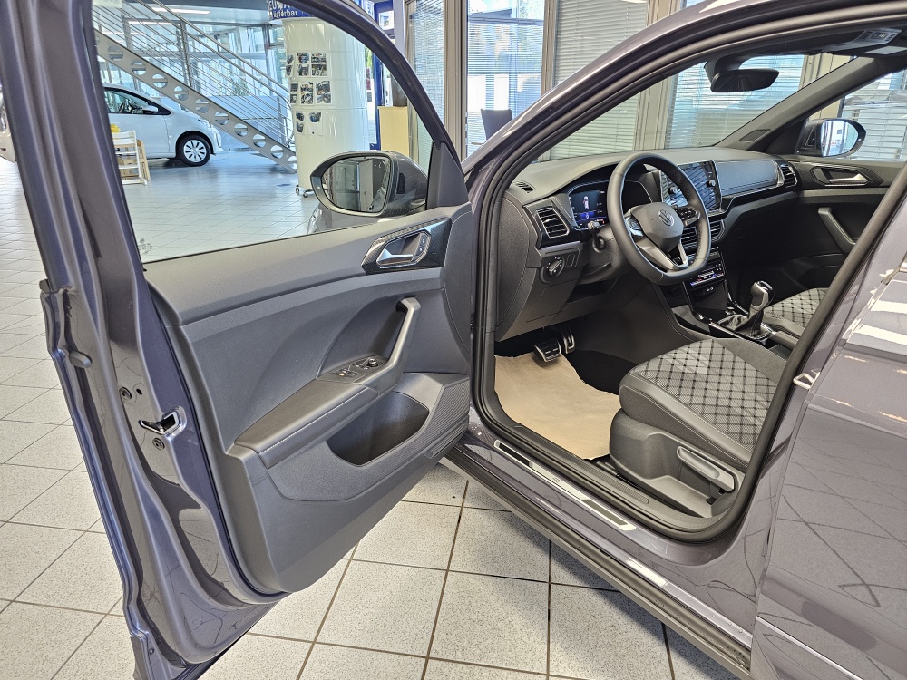 VW T-Cross  bei Hoffmann Automobile in Wolfsburg kaufen und sofort mitnehmen - Bild 26